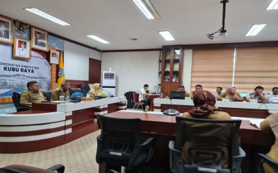 Rapat Penataan Pasar Rakyat di Kabupaten Kubu Raya